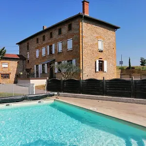 Des Pierres Dorees , Saint-Germain-Nuelles France